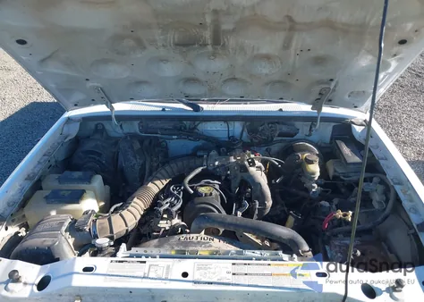 2000 Ford Ranger Xl/Xlt z USA, uszkodzony, nr VIN 1FTYR10C6YPB21336